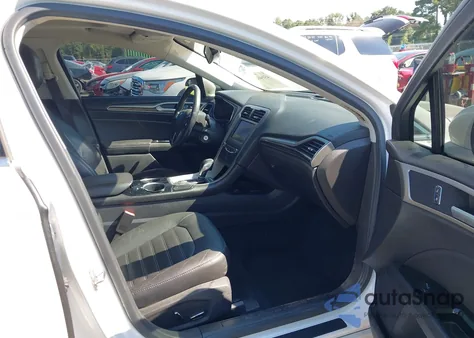 2013 Ford Fusion Se z USA, uszkodzony, nr VIN 3FA6P0HR7DR319044